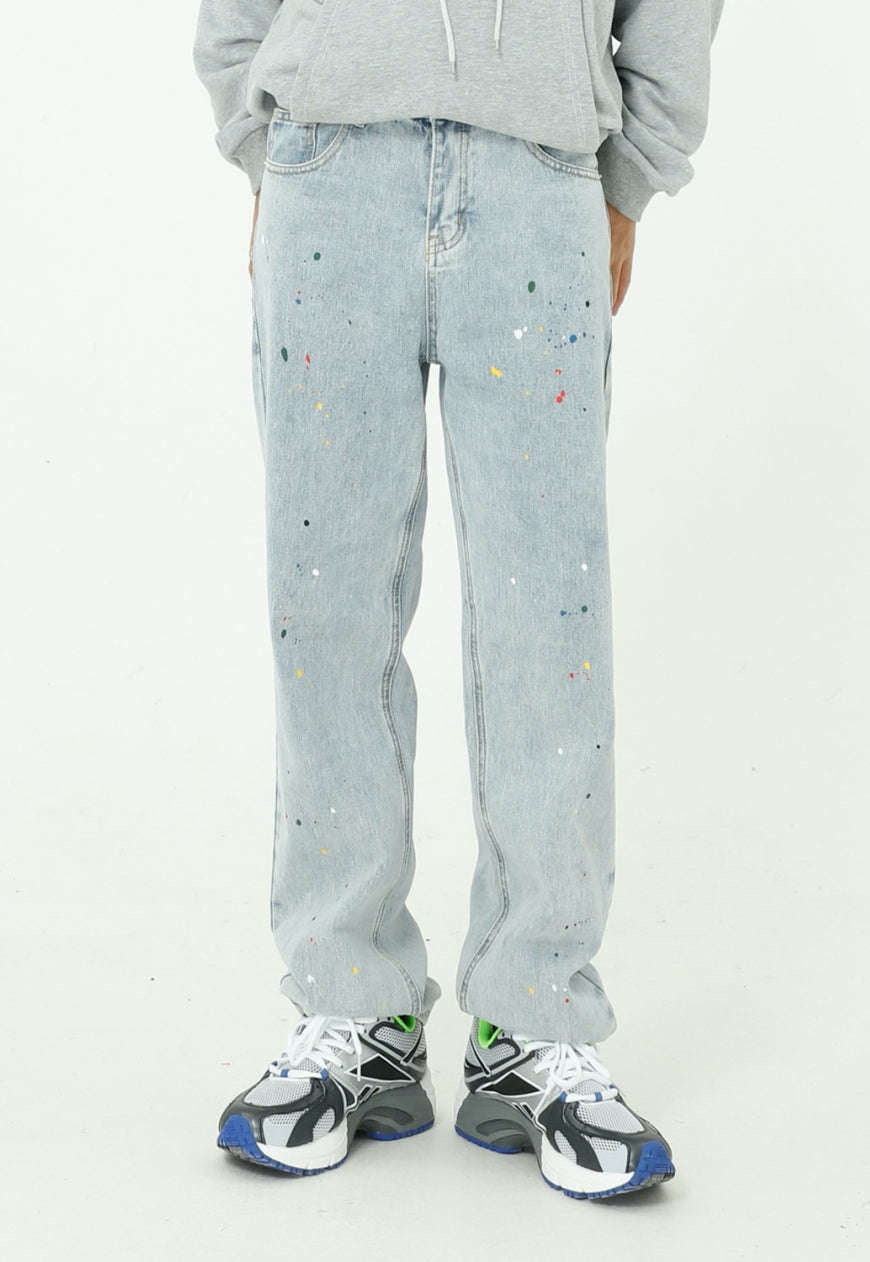 Men's Paint splattered blue jeans