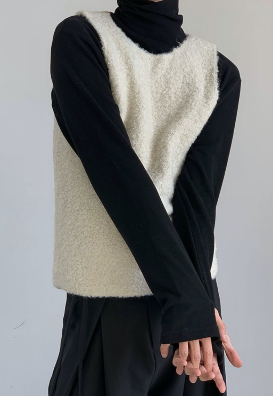 Men's fashion Curly Vest