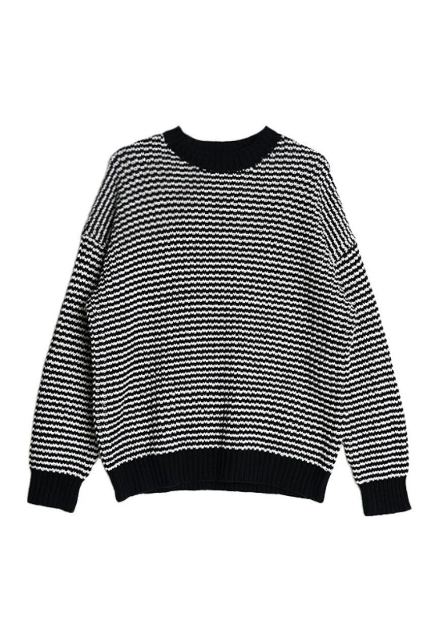 UZIP DESIGN Men's black white striped sweater
