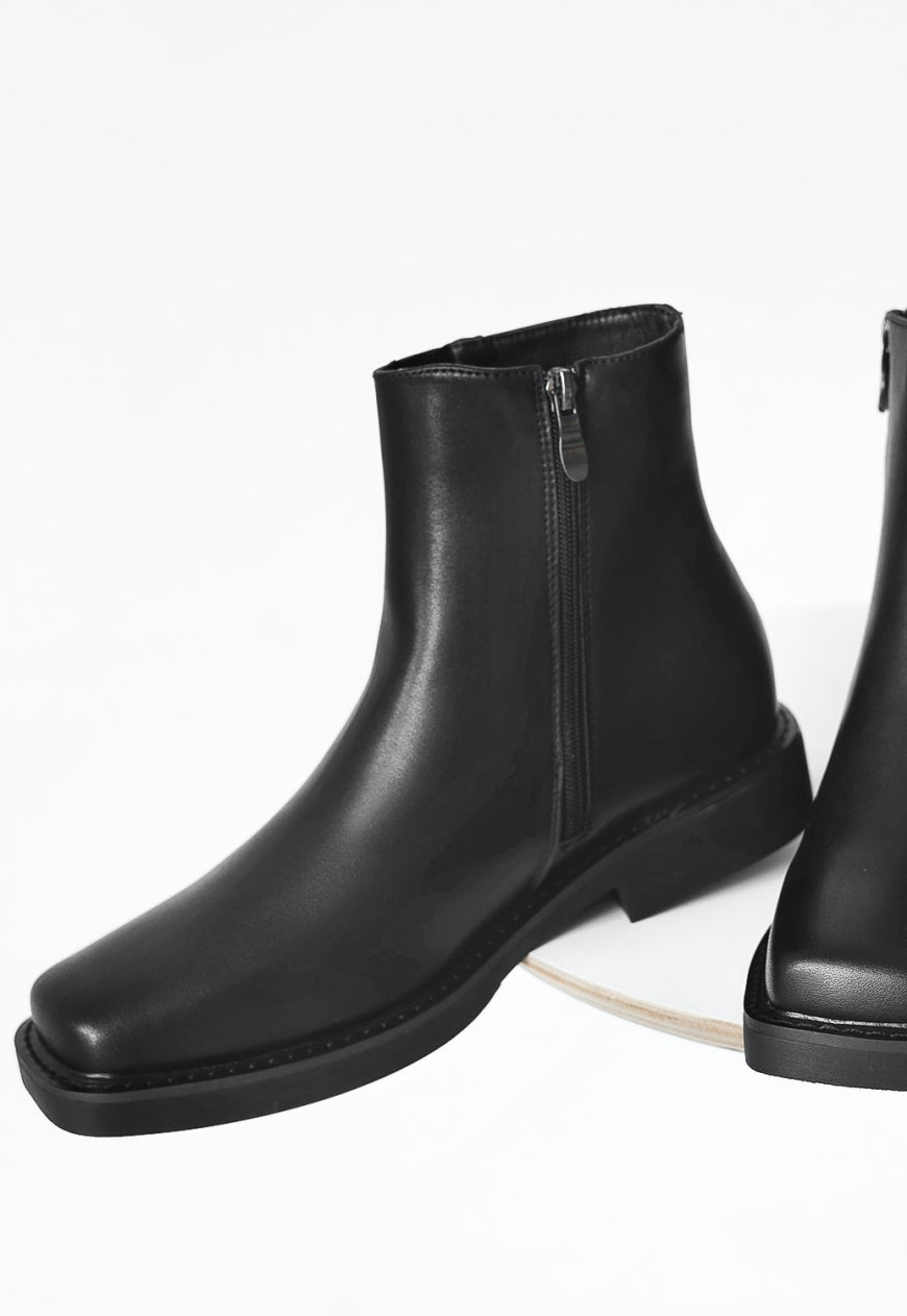 Men's square toe boots