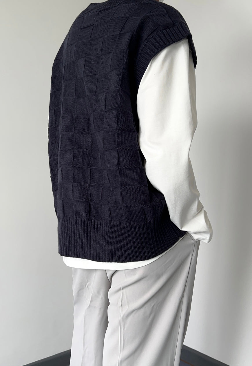 Men's plaid knitted vest