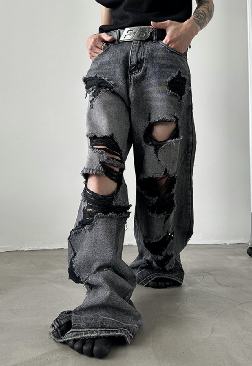 Men's Heavy engineered distressed jeans