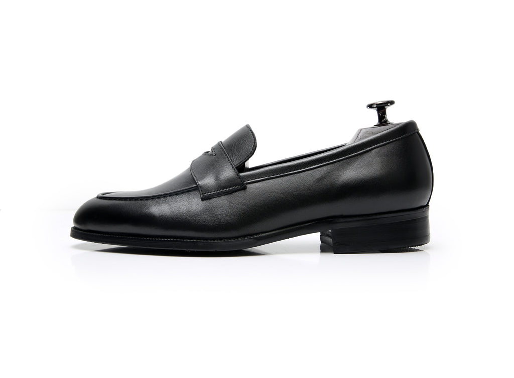 UZIP DESIGN derby lace up shoes in black leather with black
