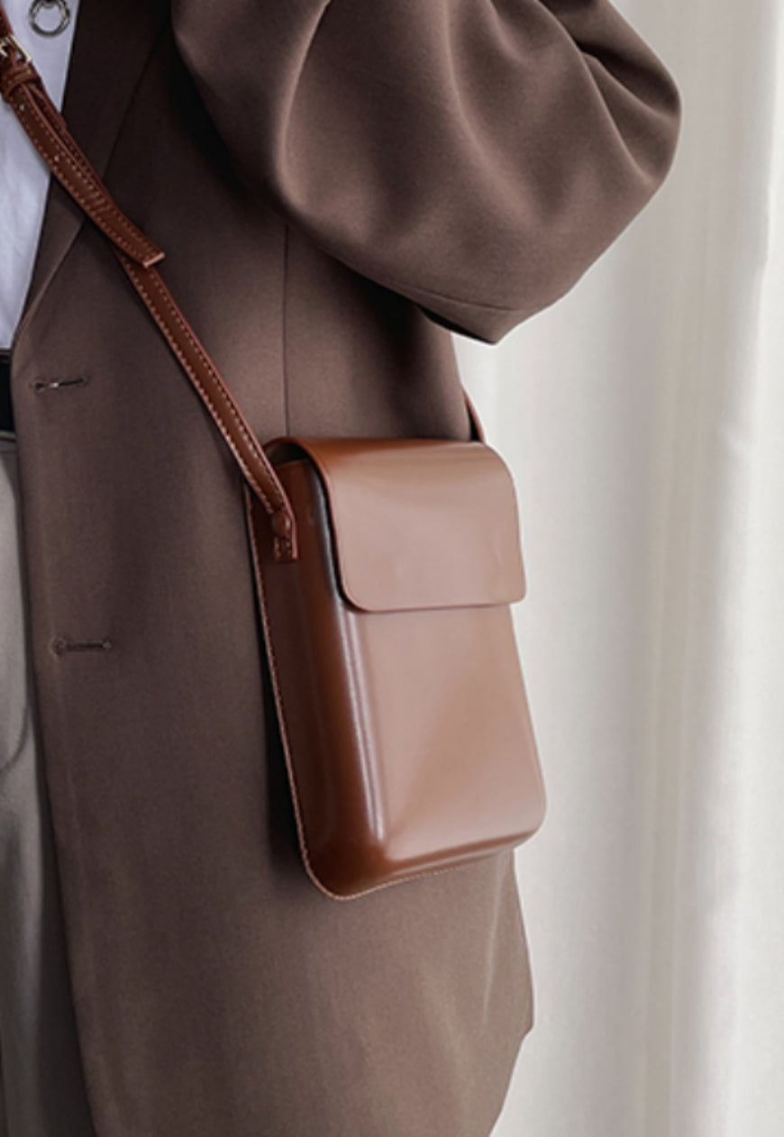 UZIP DESIGN Men's Leather vertical small square bag