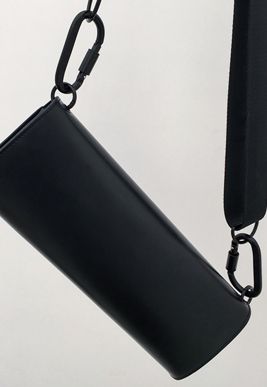 UZIP DESIGN Men's Versatile Crafted Square Crossbody Bag