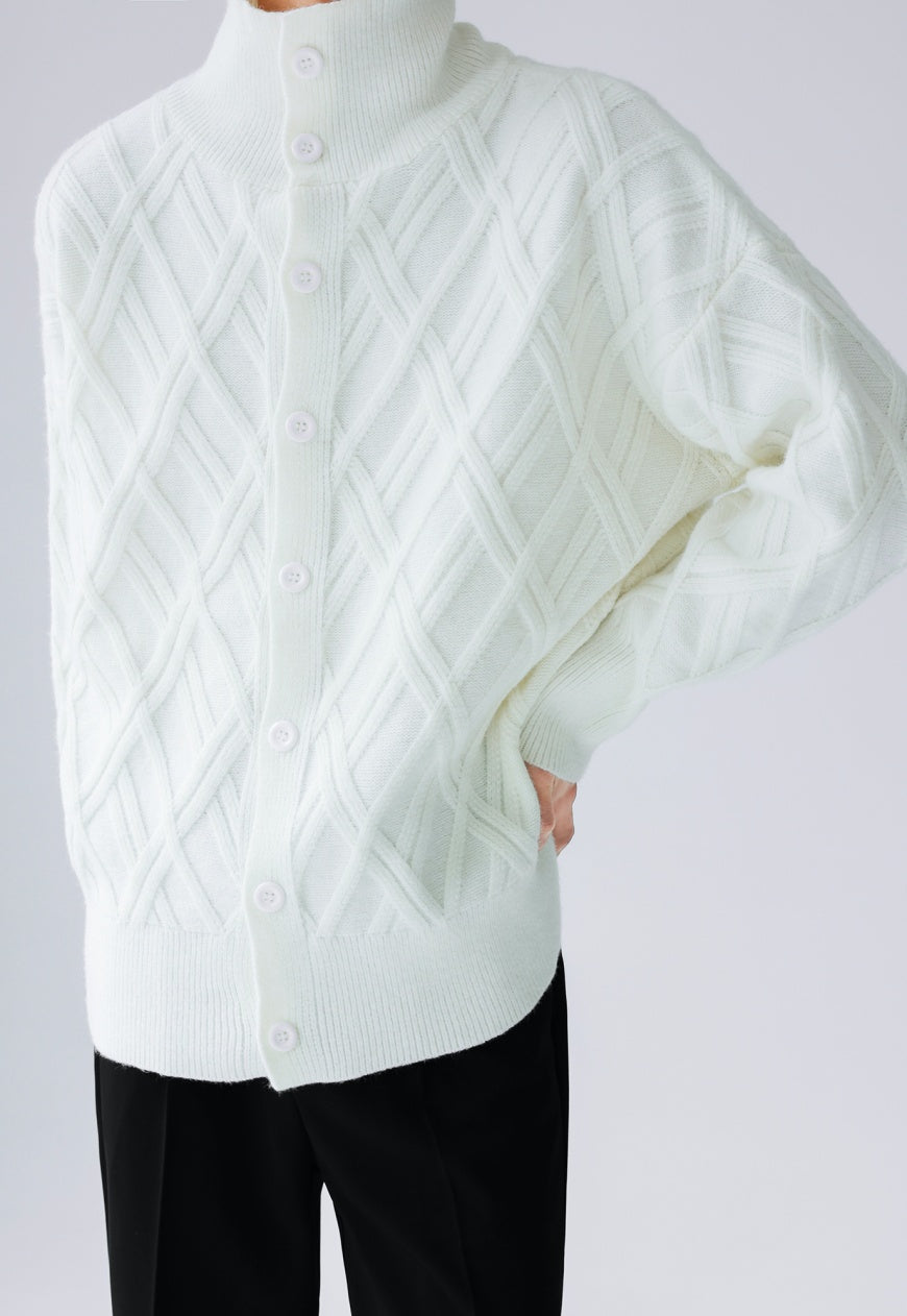 Men's solid color turtleneck sweater