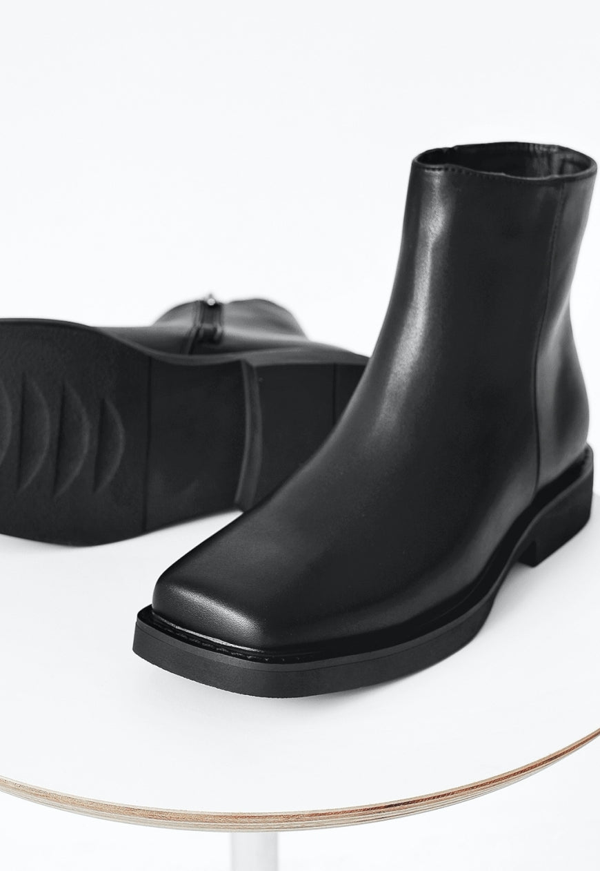 Men's square toe boots