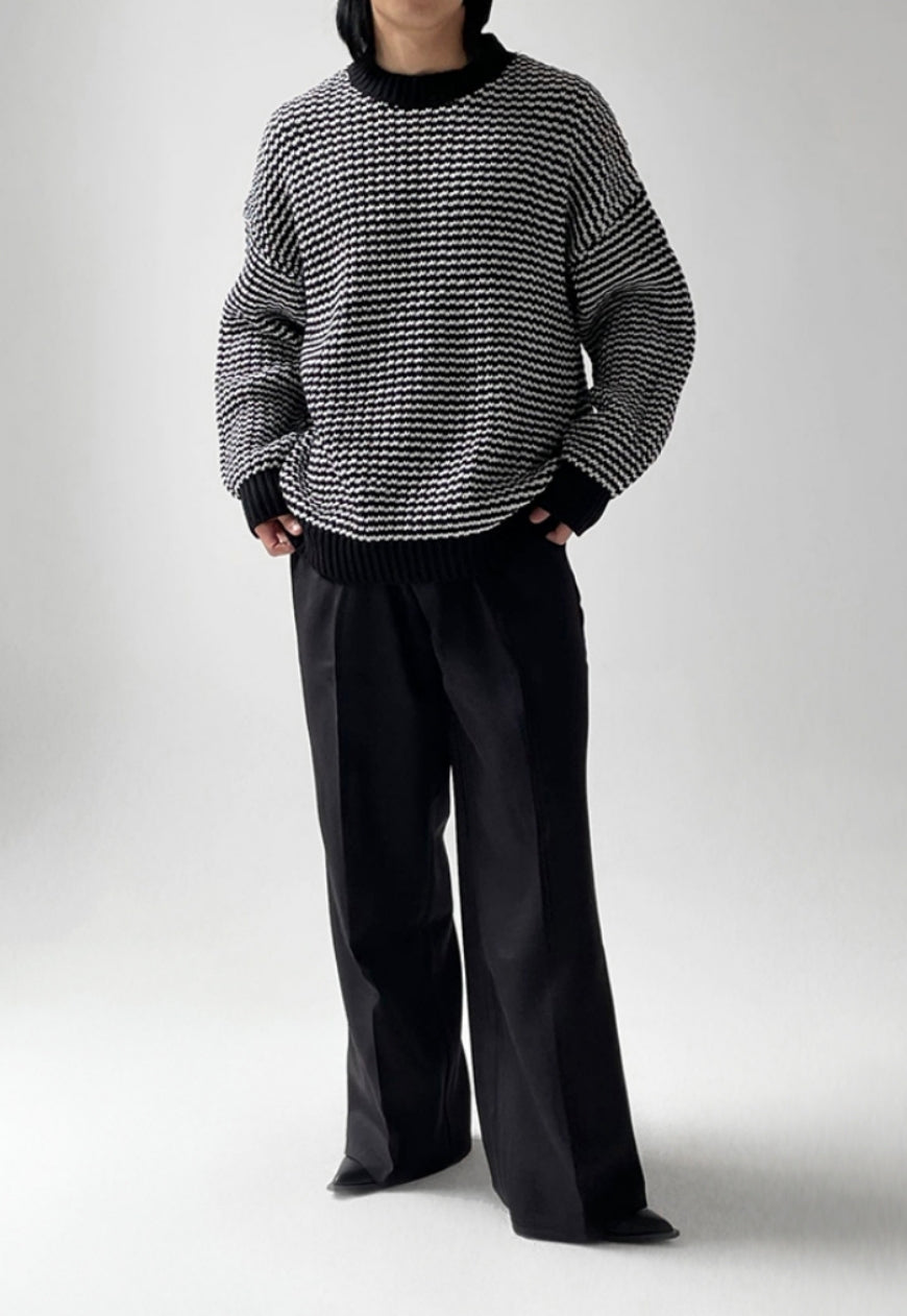 UZIP DESIGN Men's black white striped sweater