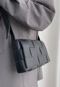 UZIP DESIGN Men's Trendy woven crossbody shoulder bag