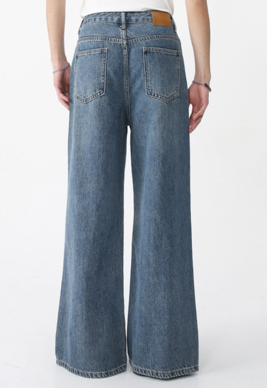 Men's slit denim trousers