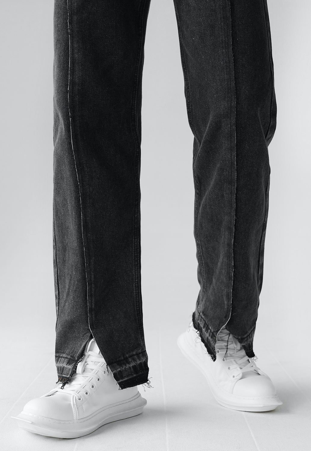 【Sale】Men's Design slit jeans
