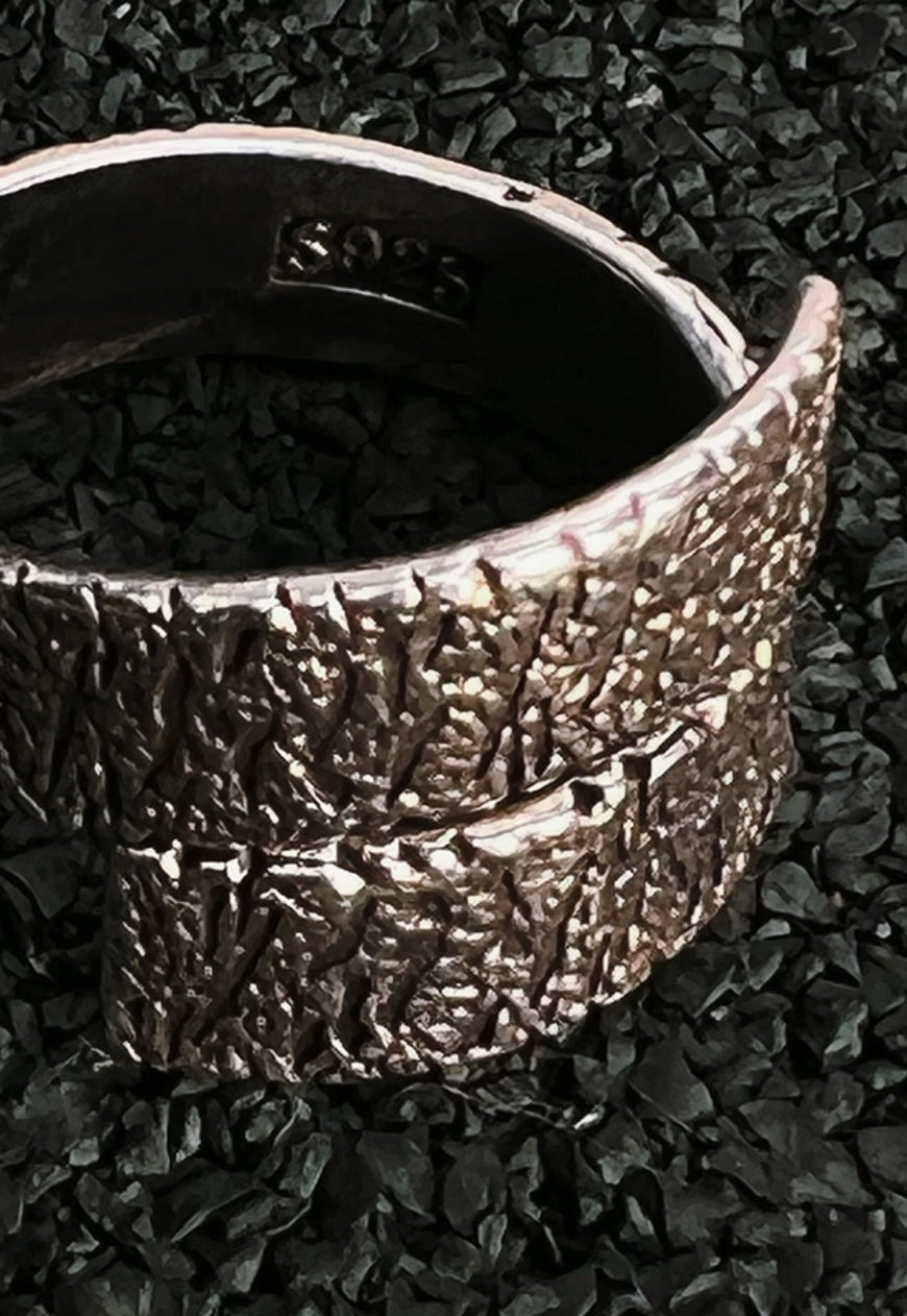 Men's Design Swirl Ring