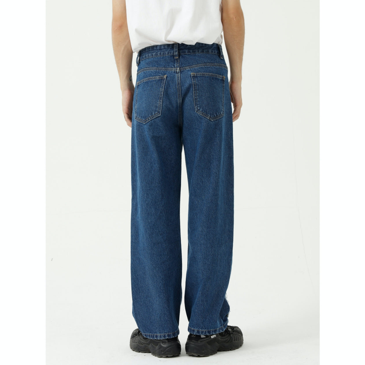 MEN'S Personalized stitching design jeans