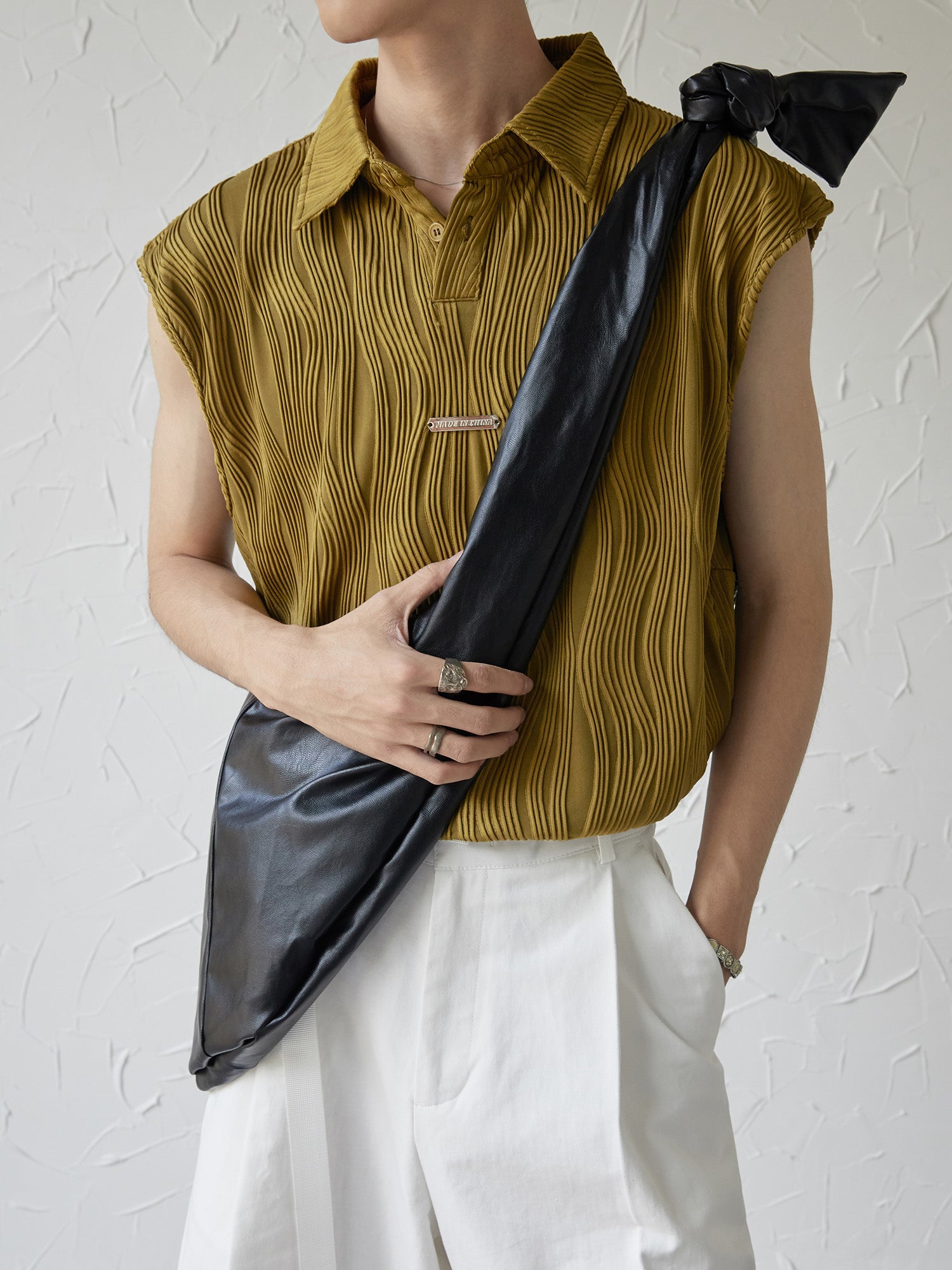 UZIP DESIGN Men's Design pleated vest