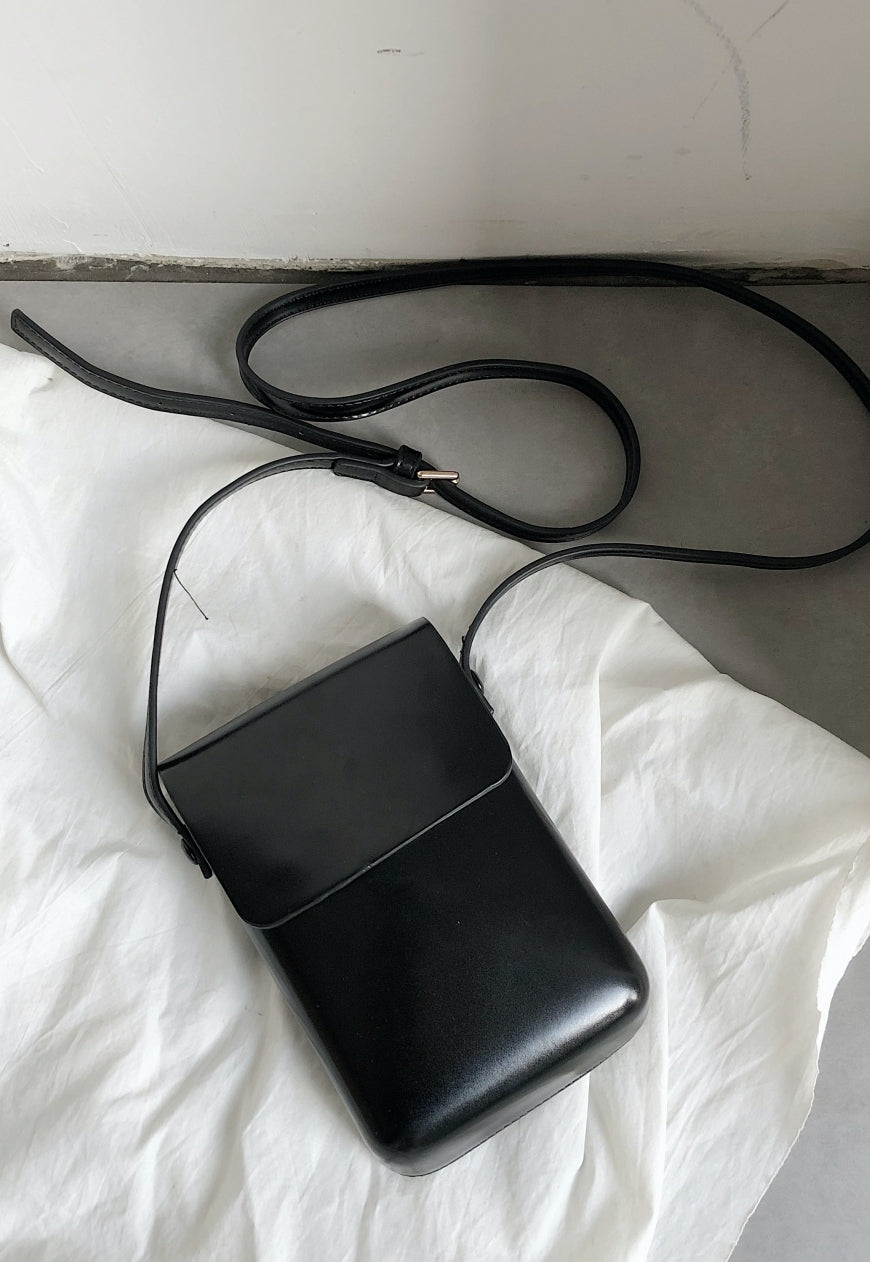 UZIP DESIGN  Men's Homemade black diagonal bag