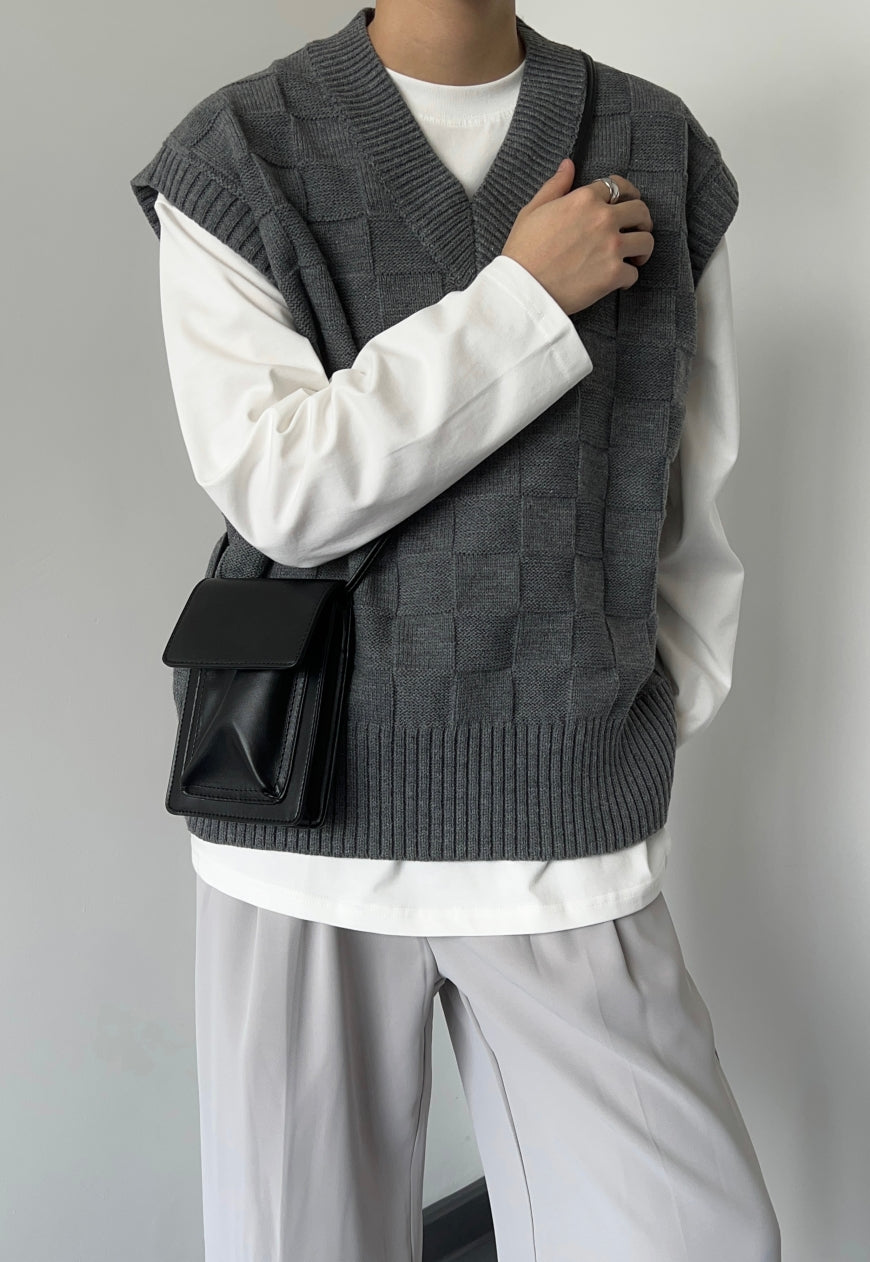 Men's plaid knitted vest