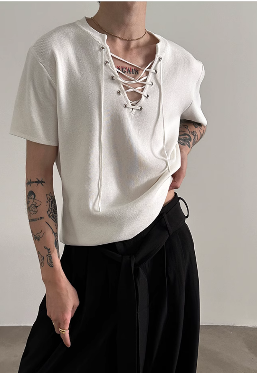 Men's drawstring neckline knitted T-shirt
