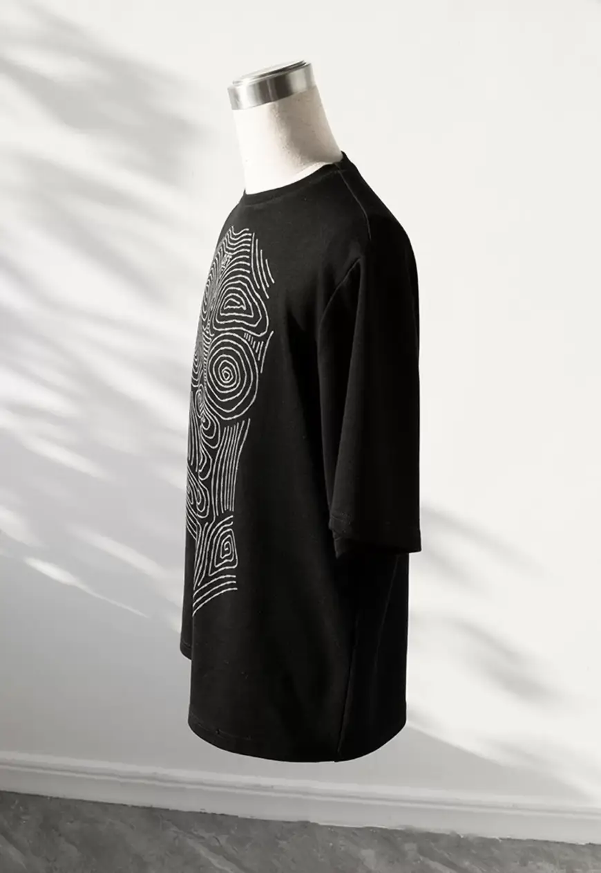 Men's Summer black and white printed t-shirt