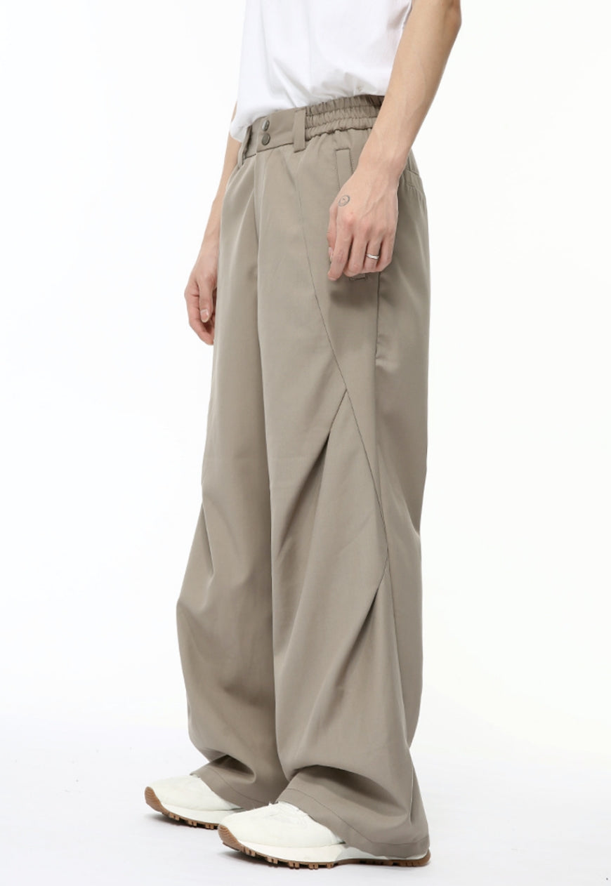 Men's pleated trousers