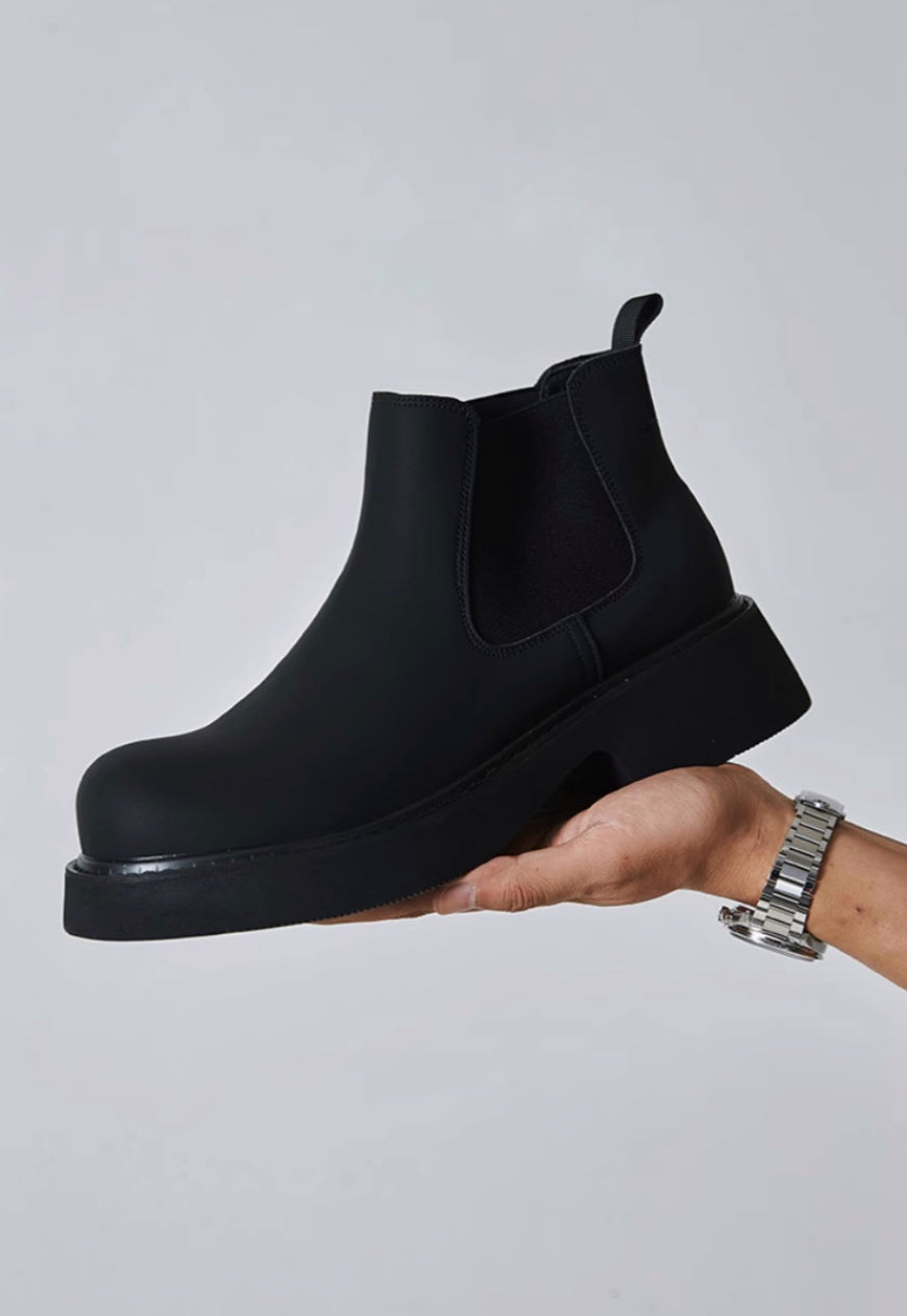 Men's Matte / Glossy raised Chelsea boots