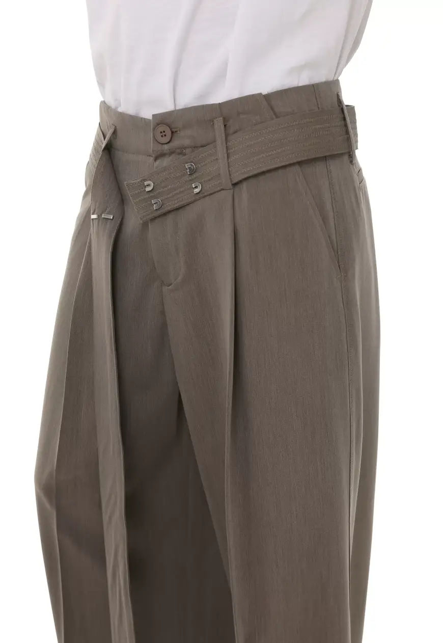 Men's Ribbon-decorated trousers