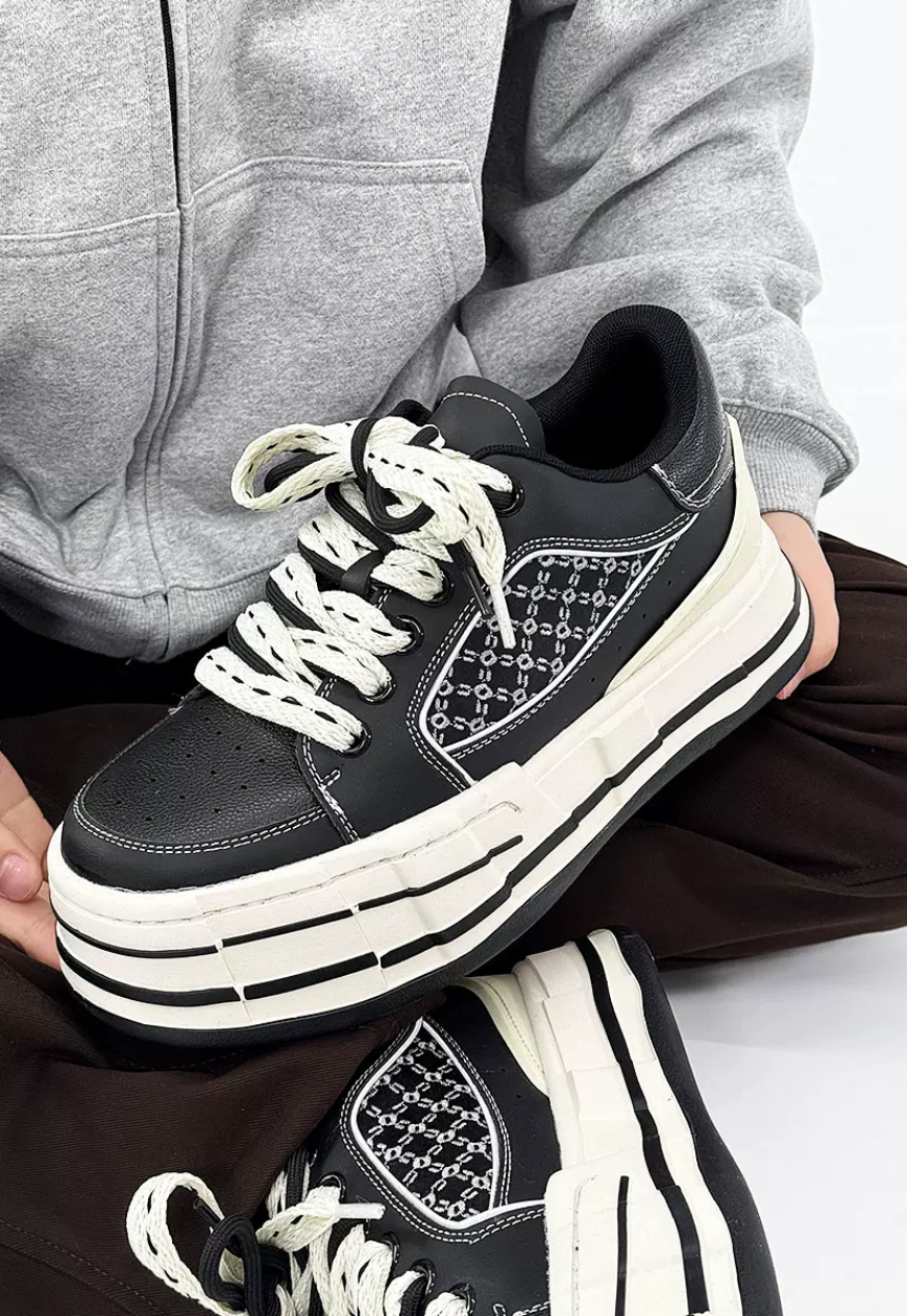 Unisex retro irregular shoes