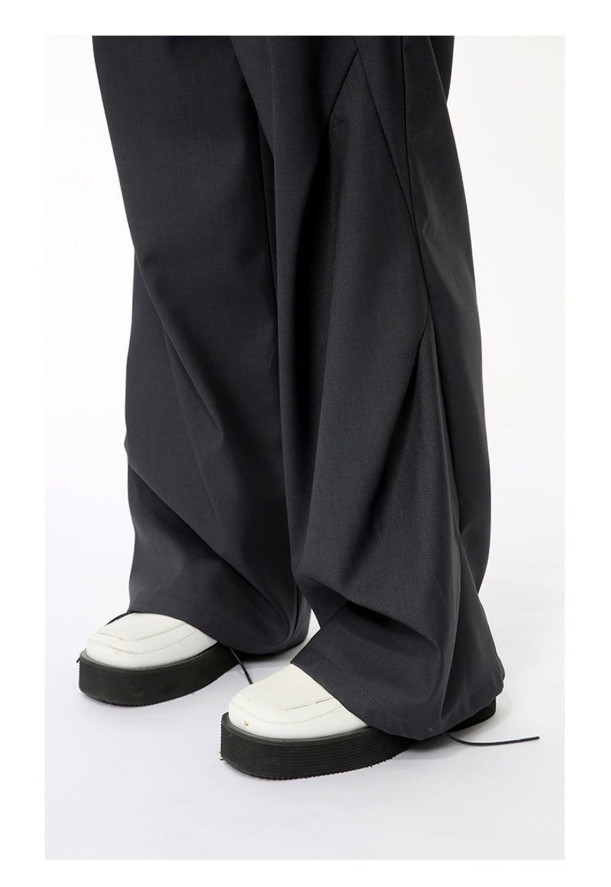 Men's pleated trousers
