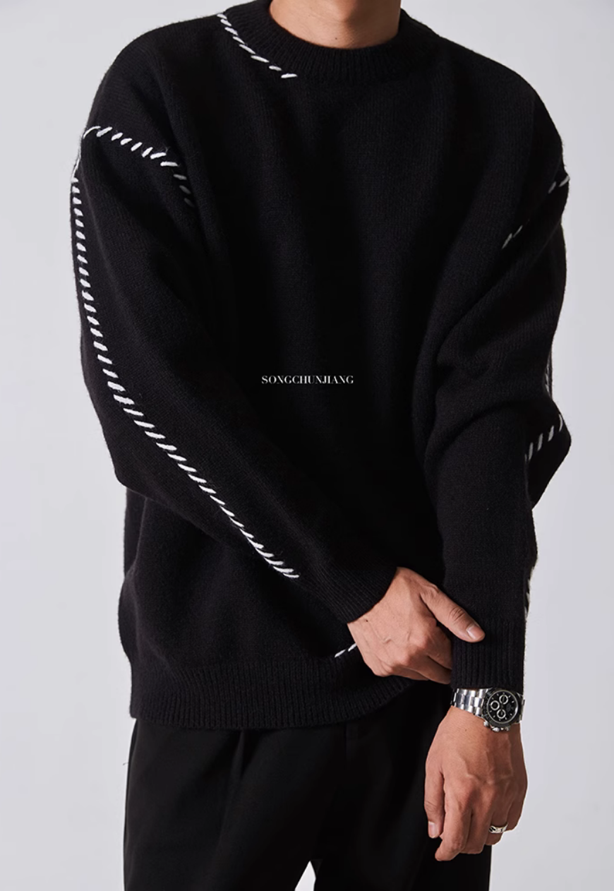 Men's line design sweater
