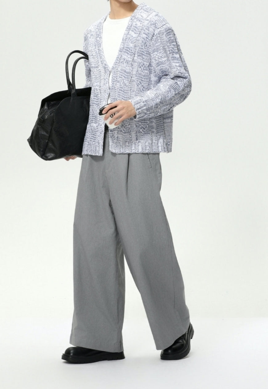 Men's V-neck cardigan knitwear