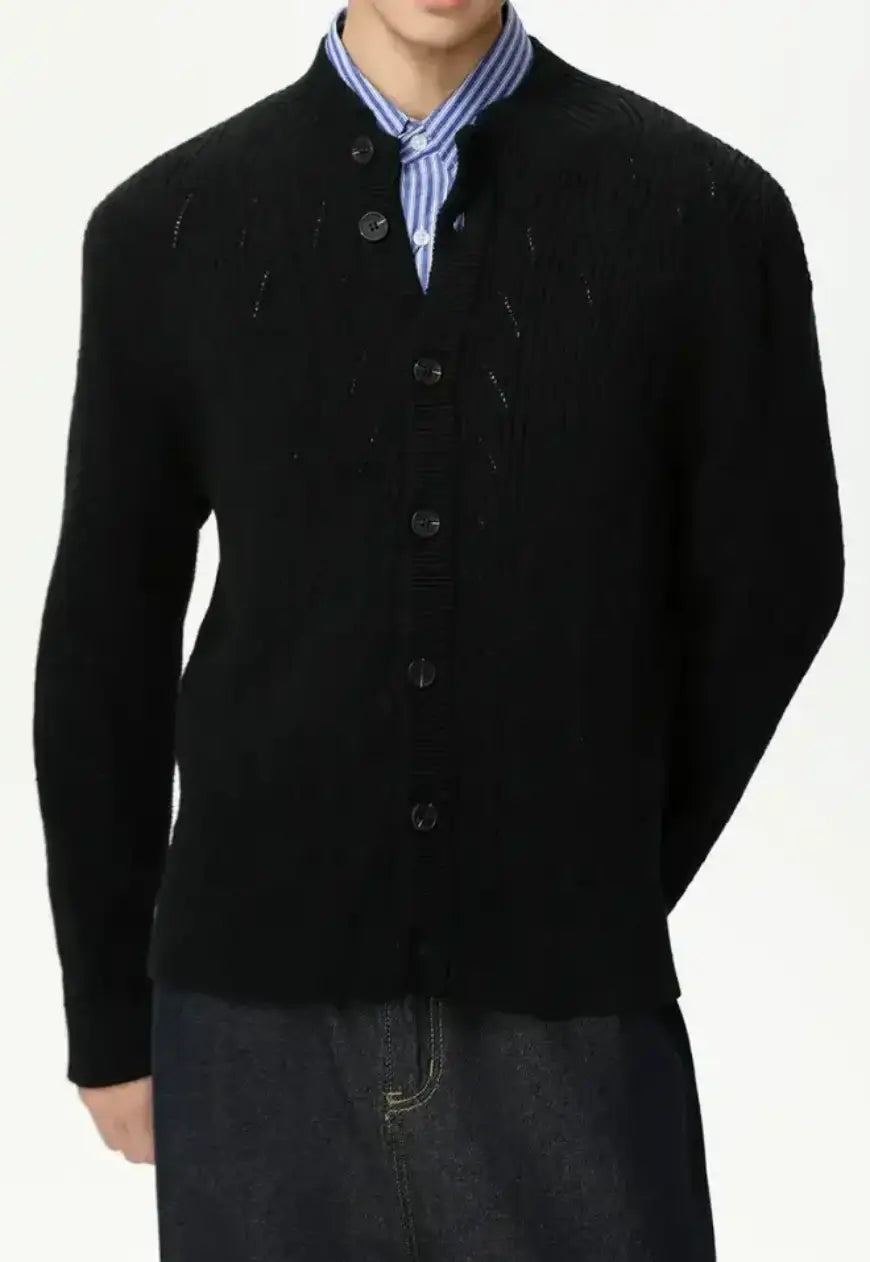 Men's cable knit solid color sweater