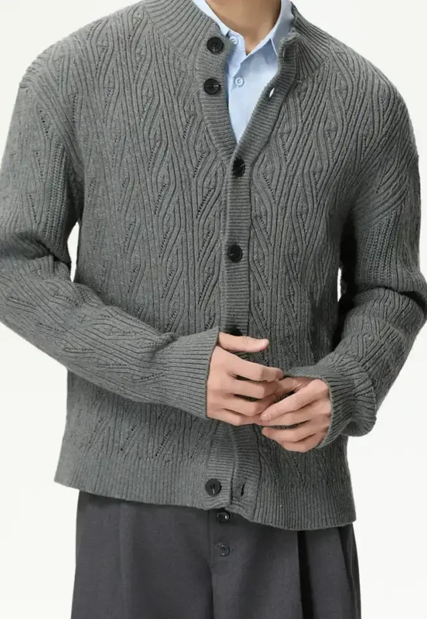 Men's cable knit solid color sweater