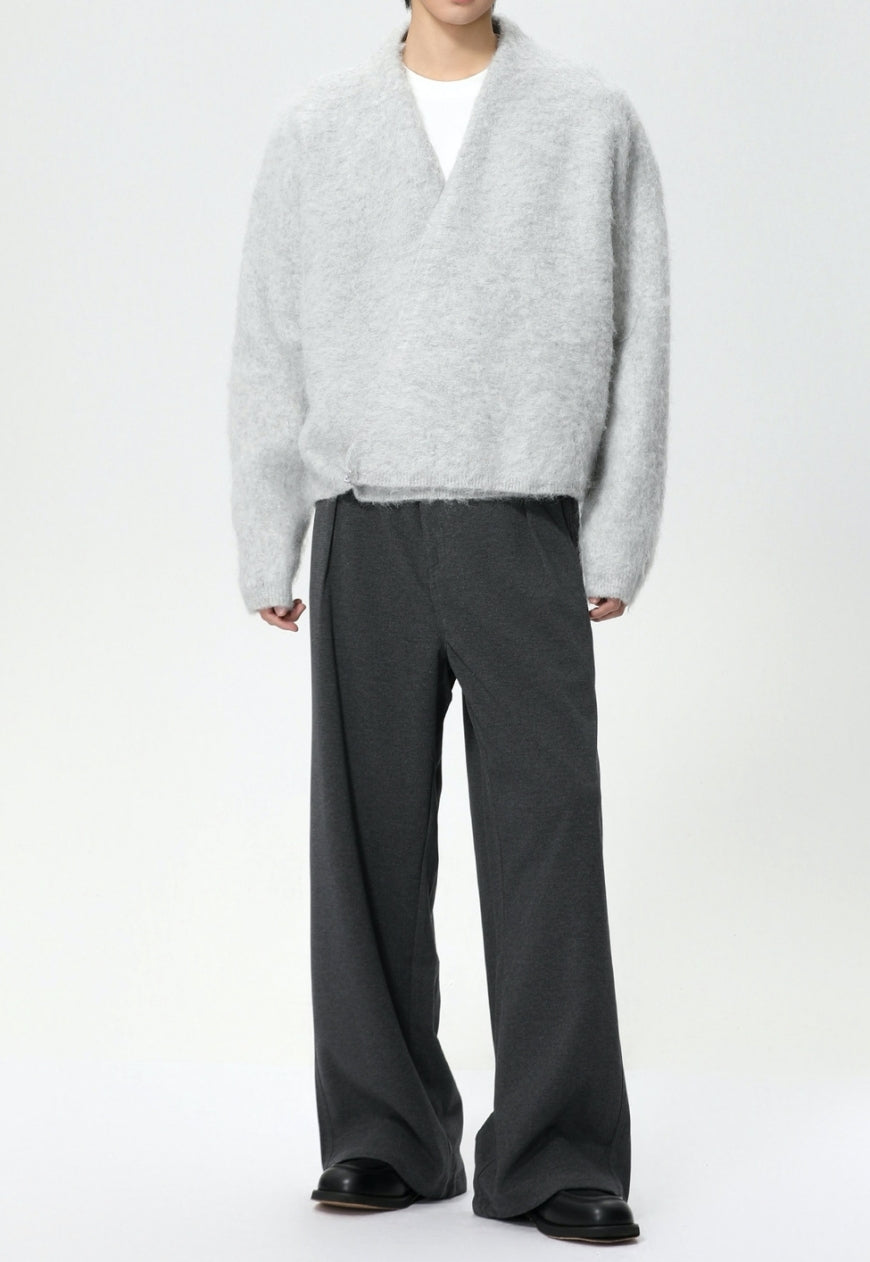 Men's Solid color V-neck sweater